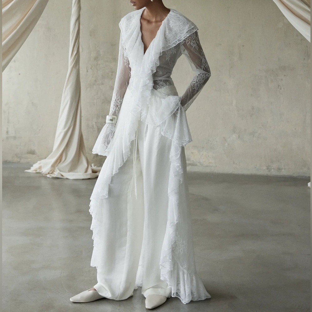 Huong Boutique Dao Lace Blouse